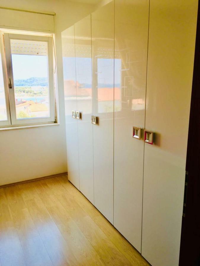 Apartmani Nina 希贝尼克 外观 照片