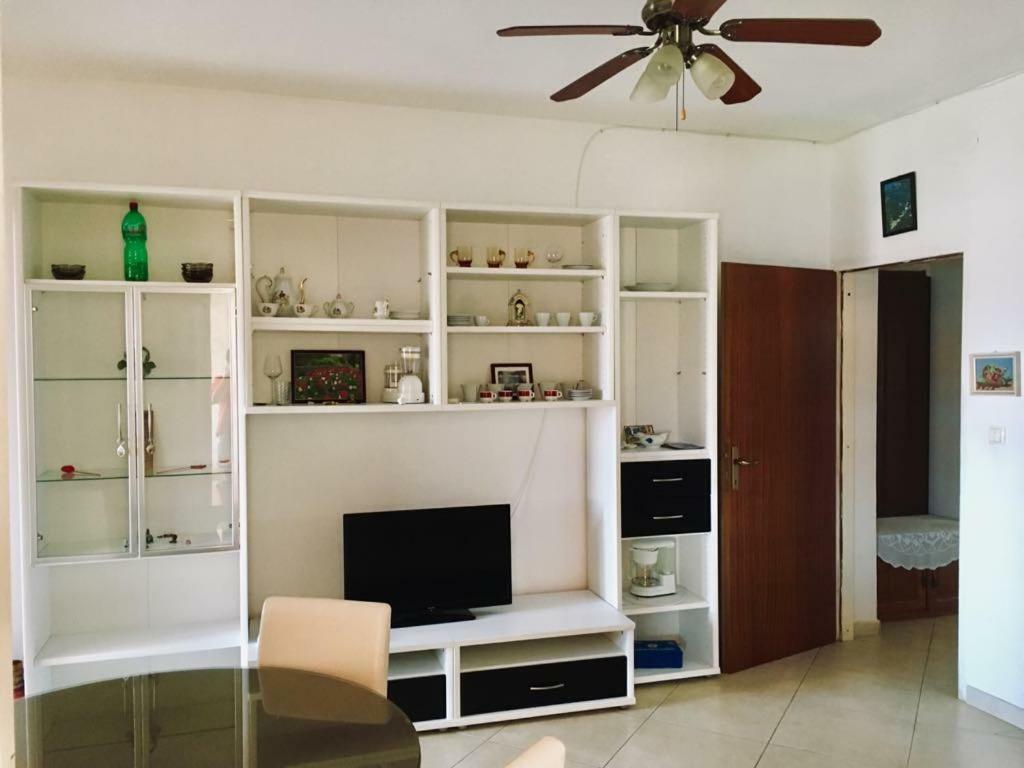 Apartmani Nina 希贝尼克 外观 照片