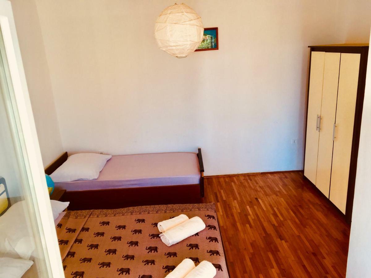 Apartmani Nina 希贝尼克 外观 照片